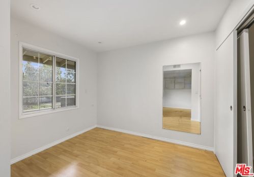 1216 Riv Ln, Santa Ana CA 92706-1425 exterior