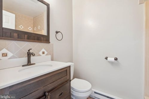 7306 Springbrook Ct, Middletown MD  21769-7569 exterior