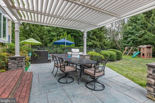 54 Ettl Cir, Princeton NJ  08540-2327 exterior