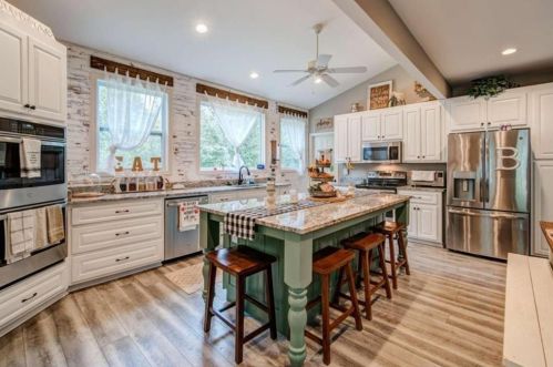 145 Talc Mine Rd, Big Canoe GA  30143-0052 exterior