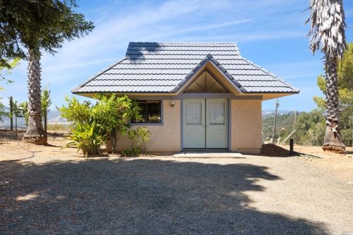 4781 Eastside Calpella Rd, Ukiah CA  95482-9469 exterior