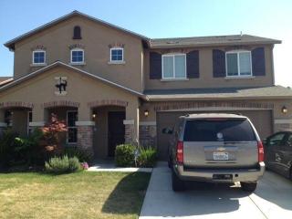 5824 Mono St, Fresno, CA 93727-5555