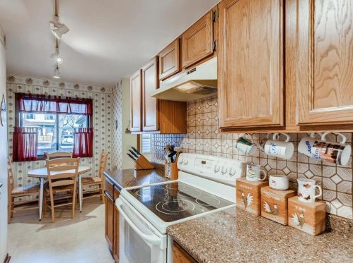 199 Bridlewood Dr, Saint Paul MN  55119-4669 exterior
