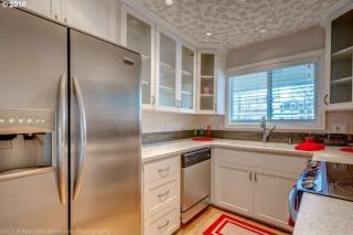 470 Hayden Island Dr, Portland OR  97217-8178 exterior