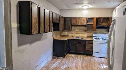 235 Howard Ave, Lancaster PA  17602-3603 exterior