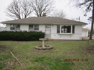 307 Old Country Way, Lake Barrington, IL 60084