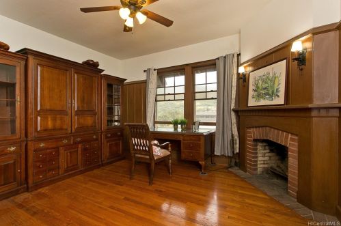 3236 Huelani Dr, Honolulu HI  96822-1233 exterior