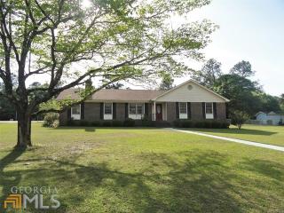 106 Lakeland Dr, Statesboro, GA 30458-4668