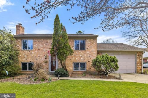 124 Belmont Dr, Leesburg, VA 20175-3501
