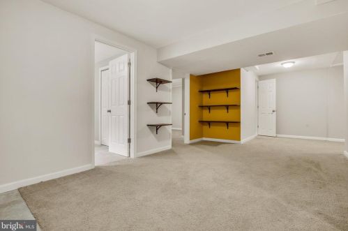 8412 Barron St, Silver Spring MD 20912-7247 exterior