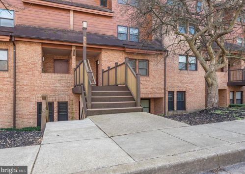 7573 Weather Worn Way, Columbia MD  21046-2481 exterior