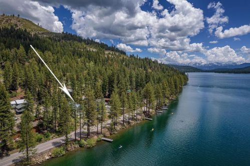 15404 Donner Pass Rd, Truckee, CA 96161-3670