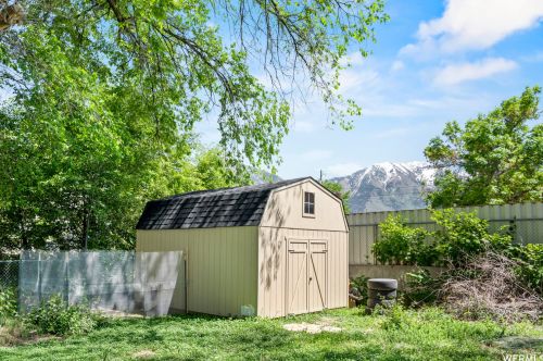 390 100, Woodland Hills UT 84653-9443 exterior