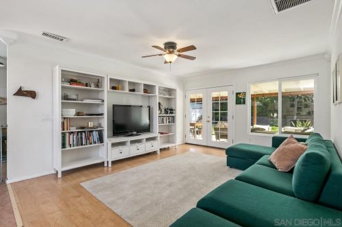 1337 Calle Colnett, San Marcos, CA 92069-3111