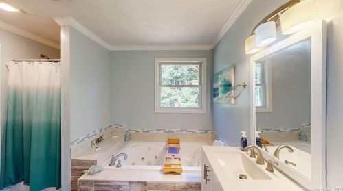 1037 Providence Pike, Killingly CT  06239-4003 exterior