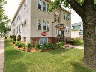 1630 Concordia Ave, Saint Paul MN  55104-5223 exterior