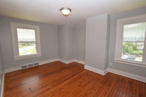 252 Circle Dr, Springfield OH  45503-3300 exterior