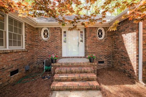 162 Oakland Rd, Mcdonough, GA 30253-7237