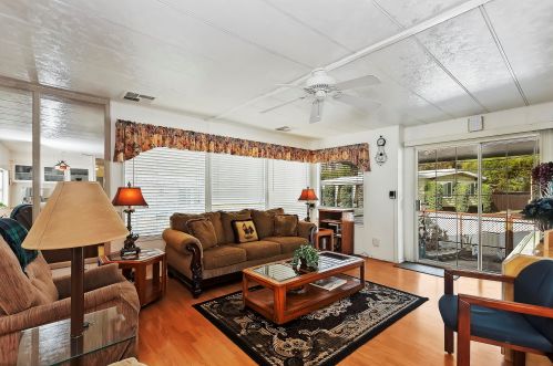 152 Saturn St, Palm Springs, CA 92264-4946