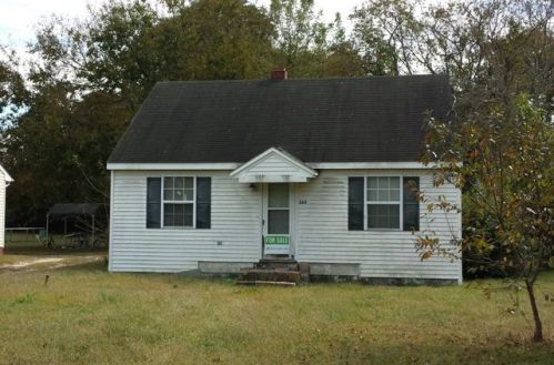 303 Morris St, Fruitland, MD 21826-2028