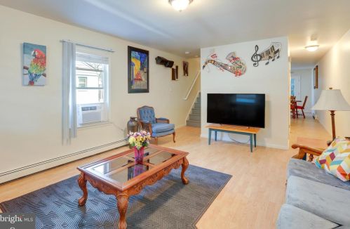 14 Race St, Trenton NJ  08638-4220 exterior