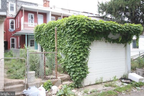 720 Princess St, York PA  17401-3641 exterior