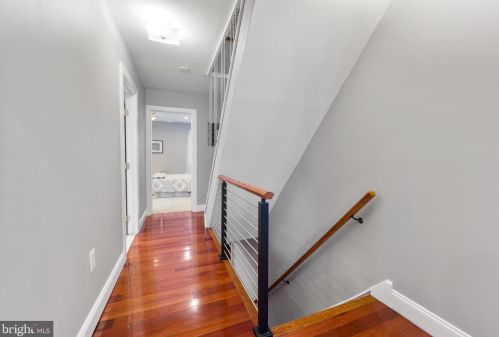 2450 4 St, Philadelphia PA 19148-4713 exterior