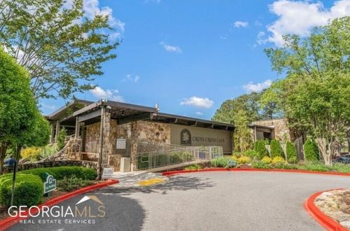 106 Adrian Pl, Atlanta GA  30327-4003 exterior