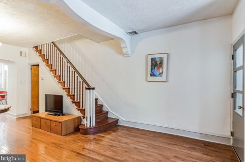 1917 10th St, Philadelphia PA 19148-2358 exterior