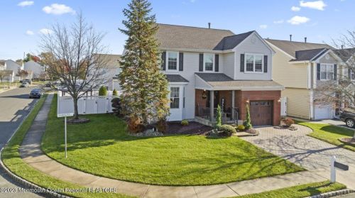 42 Skyline Dr, Hazlet, NJ 07730-1680
