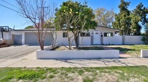 931 Dresden St, Anaheim CA  92801-1973 exterior