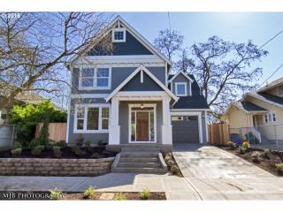 920 Sumner St, Portland OR  97217-2526 exterior