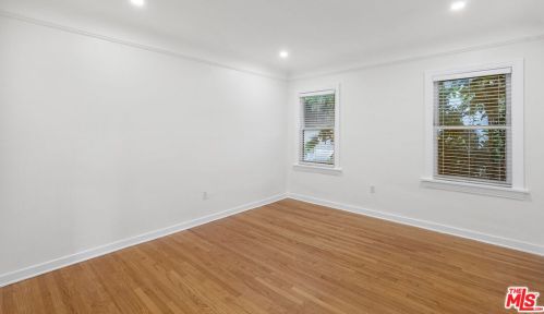 1125 Cedar St, Glendale CA  91207-1728 exterior