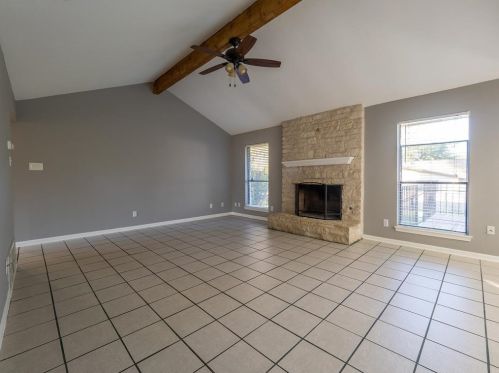 4804 Broadhill Dr, Austin TX  78723-6128 exterior