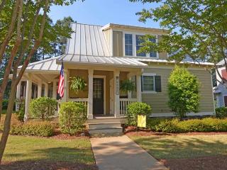 1121 Starboard Dr, Reynolds Plantation, GA 30642-4188