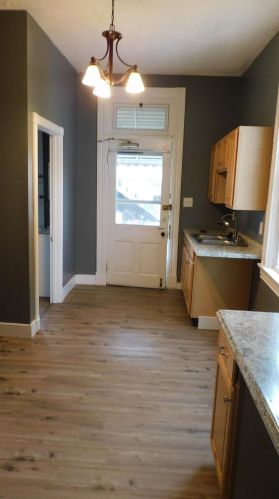 1229 Dewey Ave, Cincinnati OH  45205-1415 exterior