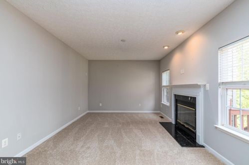 579 Windsong Dr, Aberdeen MD  21001-1809 exterior