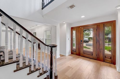 4200 Cat Mtn Dr, Austin TX  78731-3503 exterior