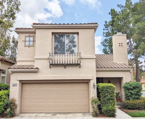 2937 Ryder Pl, Tustin, CA 92782-1164