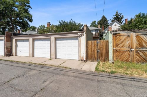 936 Ogden St, Denver CO  80209-4426 exterior
