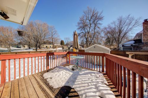 4050 Cinnabar Dr, Saint Paul MN  55122-2917 exterior