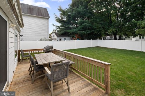 711 Greenman Rd, Tavistock NJ  08033-2719 exterior