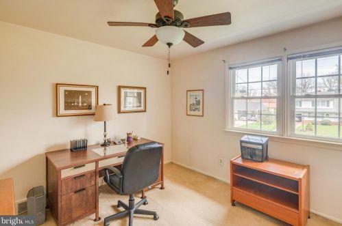 852 Wayside Ln, Haddonfield NJ 08033-1047 exterior