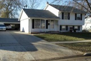 242 David Dr, Streamwood, IL 60107-1129