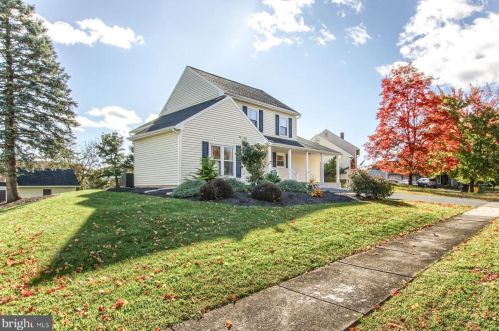 2009 Mill Plain Ct, Harrisburg, PA 17110-3419