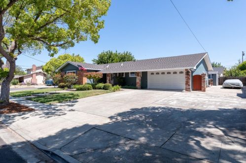 5602 Chapman Dr, Newark, CA 94560-1332