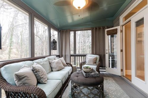 2120 Fernleaf Park Dr, Atlanta GA  30318-1413 exterior