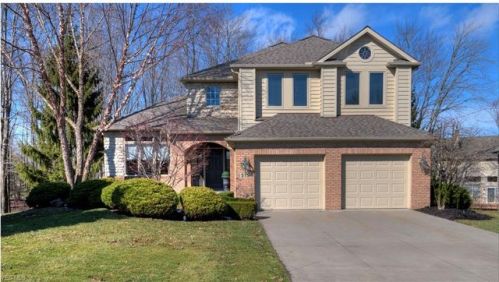 575 Burgess Cir, Aurora, OH 44202-6206