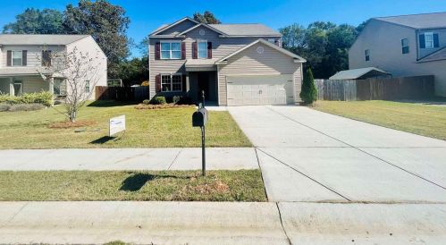 214 Flowing Meadows Dr, Kathleen, GA 31047-2737