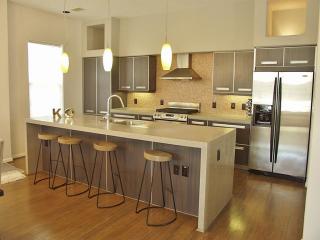 3948 Feagan St, Houston TX  77007-7404 exterior